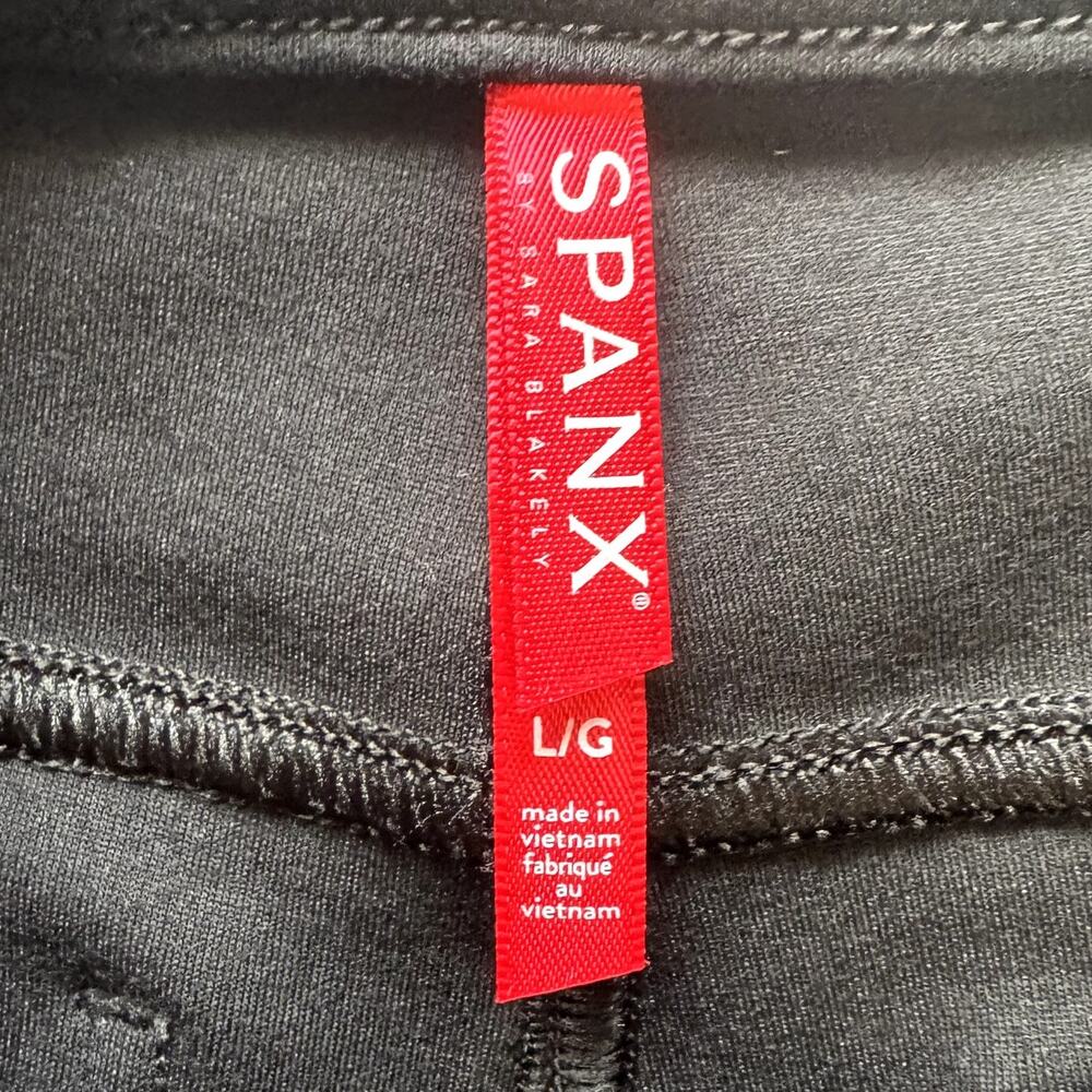 Women's Spanx Black The Perfect Pant Slim Straight Pull On Back Pockets sz Large - Picture 6 of 11